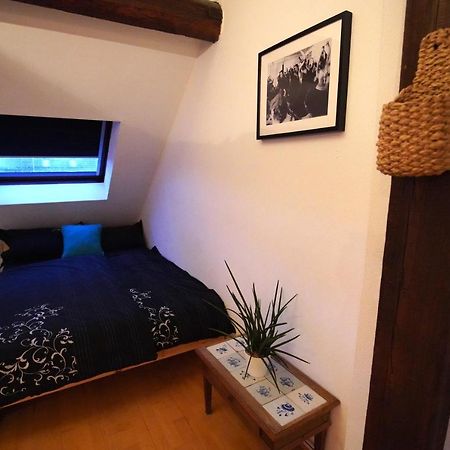Dachgeschosswohnung ฮันโนเวอร์ ภายนอก รูปภาพ